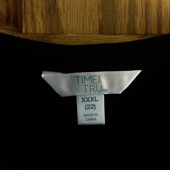 Time and Tru Shirt - Picture 3 of 5